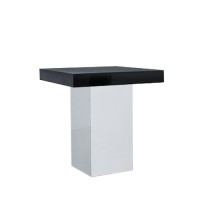Dinertafel Jasper wit, met dik hg zwart blad Dinertafel Jasper wit, met dik hg zwart blad