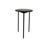 Hot Metal statafel met zwart rond blad, Ø70 h110cm Hot Metal statafel met zwart rond blad, Ø70 h110cm