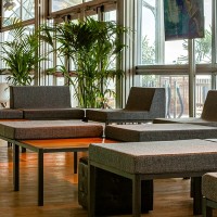Hot Metal loungebankje met rug, grijs, 80x80x50 cm. Hot Metal loungebankje met rug, grijs, 80x80x50 cm.