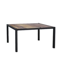 Hot Metal salontafel, met houten blad, 80x80x42,5 cm. Hot Metal salontafel, met houten blad, 80x80x42,5 cm.