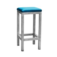 Monaco kruk hoog, met blauw hoesje over het kussen Monaco kruk hoog, met blauw hoesje over het kussen