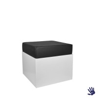 White Heaven poef klein, met zwart kussen White Heaven poef klein, met zwart kussen