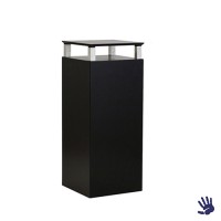 Black Velvet sokkel, met houten plankje Black Velvet sokkel, met houten plankje